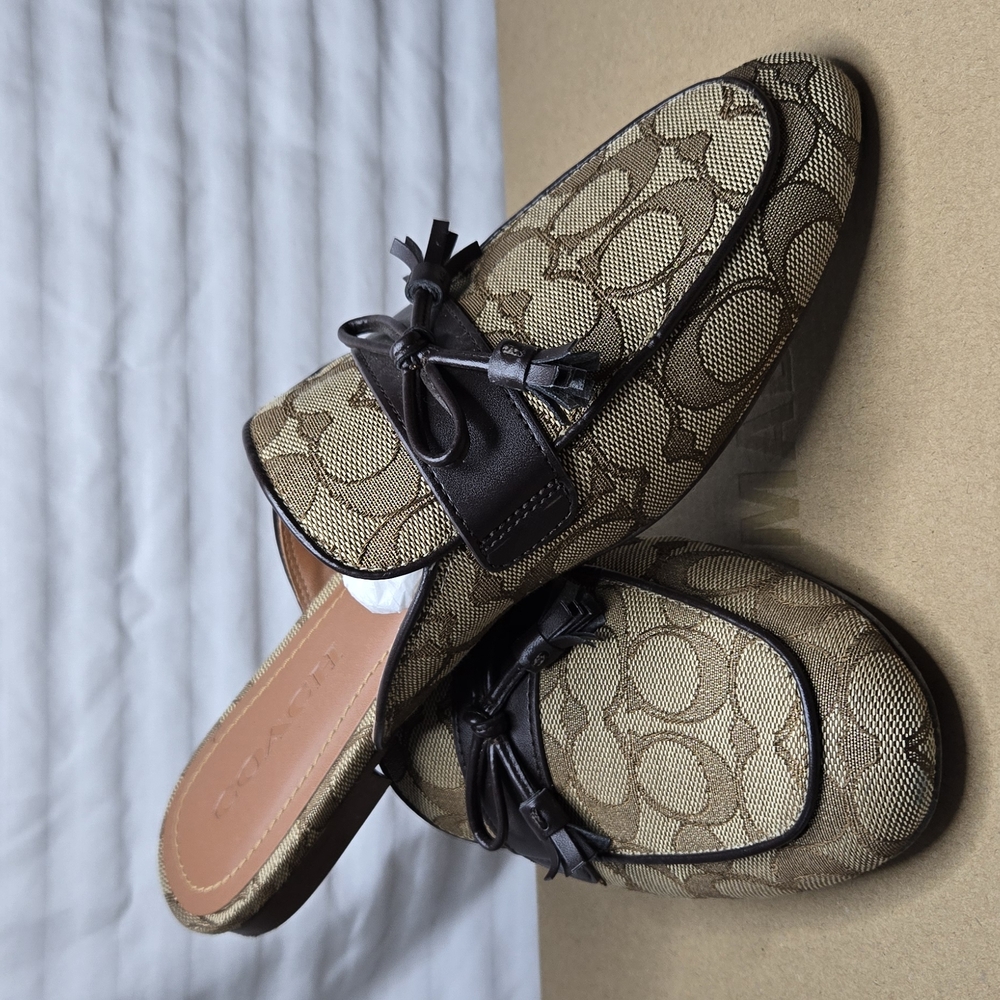 Coach Women's Tan and Brown Slip-On Loafers